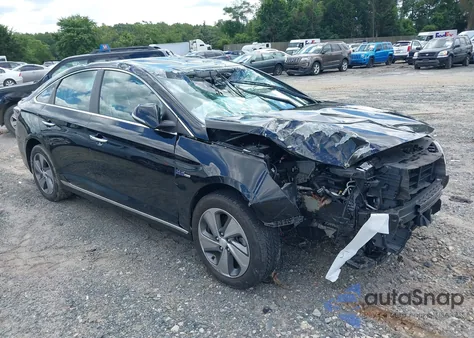 2016 Hyundai Sonata Hybrid Limited from USA, damaged, VIN KMHE34L18GA015791